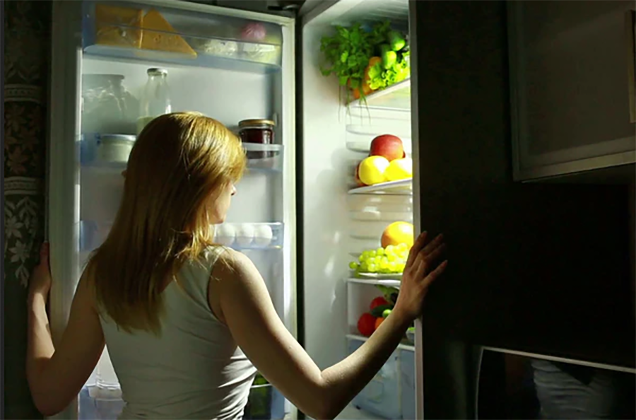 Le Laser et la gestion des fringales nocturnes : une solution pour les grignotages compulsifs